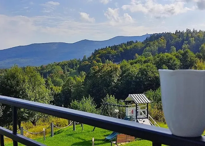 Na Skale Z Widokiem Na Panorame Karkonoszy Chalet