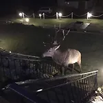Na Skale Z Widokiem Na Panorame Karkonoszy Chalet